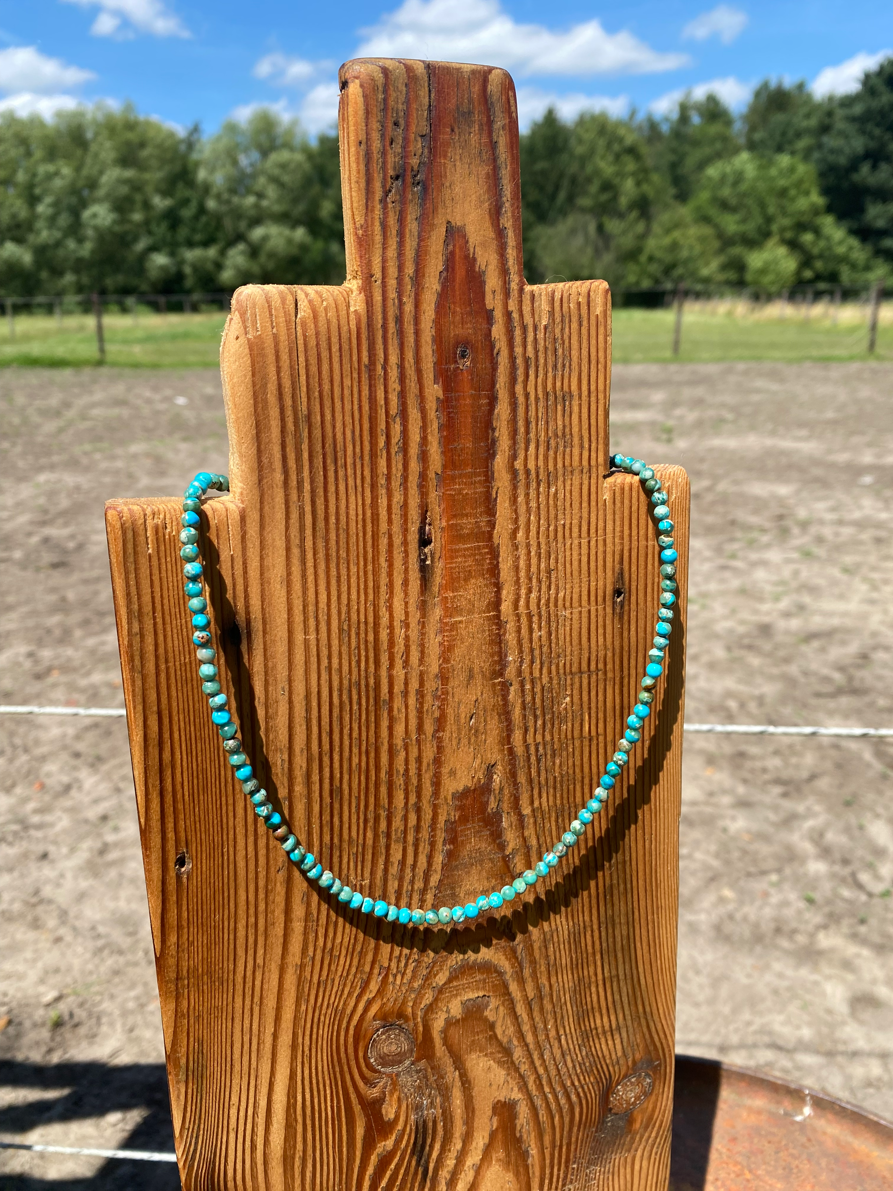 FAUX turquoise necklace