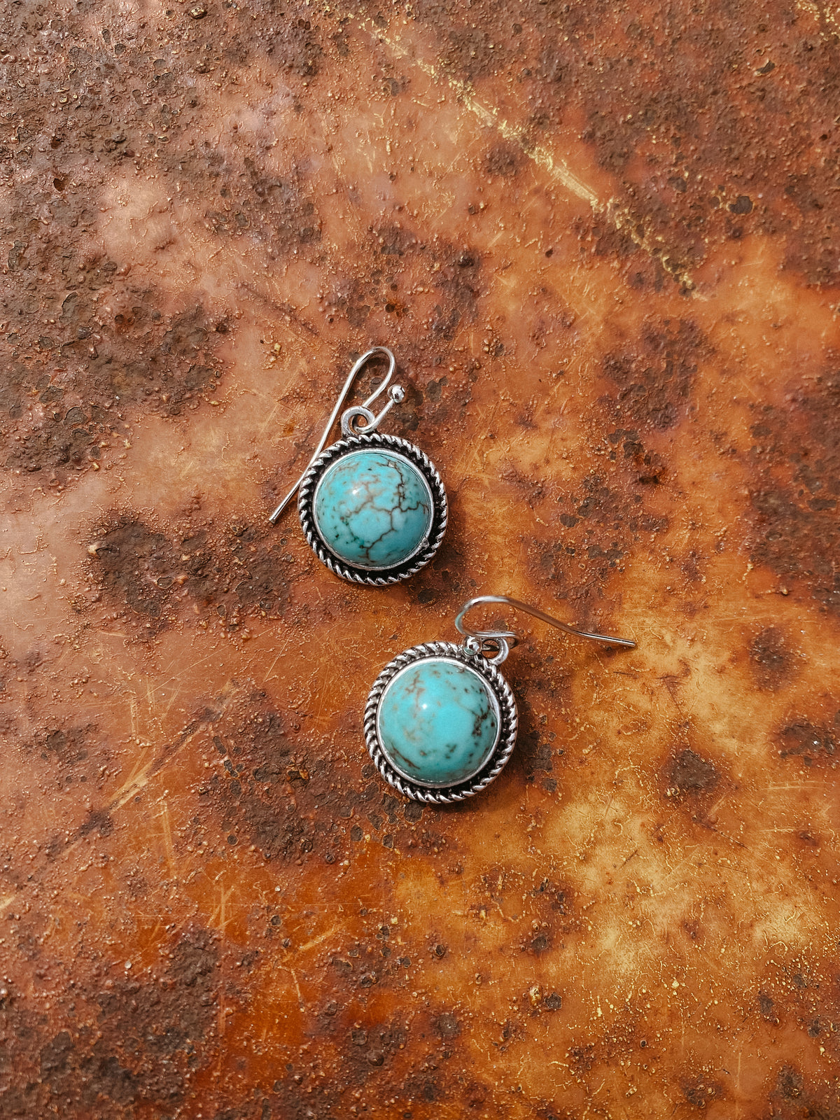 Ronde turquoise oorbellen