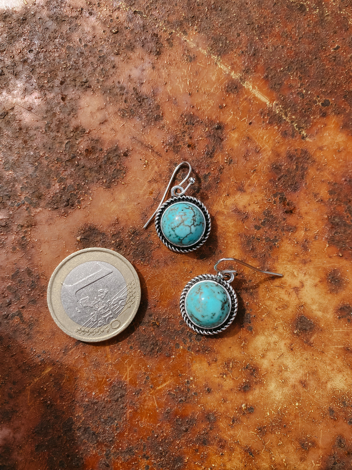 Ronde turquoise oorbellen