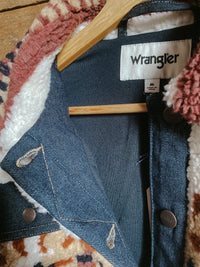 WRANGLER Sherpa trucker jacket